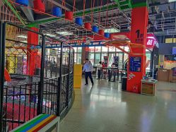 -嗨翻Hi-Fun竞技主题乐园·蹦床团建生日聚会(五棵松华熙店)