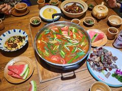 -亮欢寨酸汤鱼(沙冲路店)