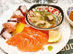 -金马门国际美食百汇(珞喻路店)