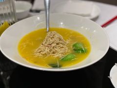 招牌翅汤煮干丝-HOMES上海本帮菜(襄阳公园店)