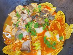 -老刘生态大鱼坊铁锅炖鱼(赛马场店)