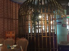 -三人行骨头王火锅(长寿店)