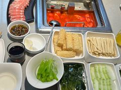 -海底捞火锅(珠影星光城夜宵主题店)
