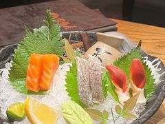 三文鱼刺身-肉魁屋·烧肉·烧鸟·酒场(高新店)