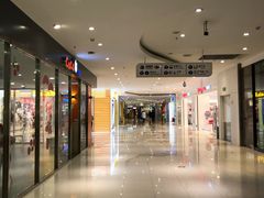 -家乐福(四元桥购物中心店)