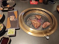 -铭牛烧肉·和牛海鲜自助(高新月牙湖店)
