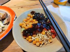 -王婆乔鲜鱼自助火锅(蜀汉路店)