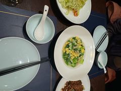 -湖畔鲁菜·二十年老字号餐厅(大明湖店)