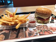 -The Habit Burger Grill 哈比特汉堡(爱琴海店)