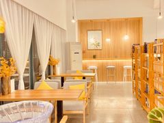 -香草山咖啡店·外教英语角·自习室(盛世商都店)