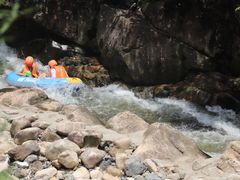 -雅鲁激流探险漂流