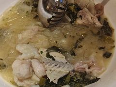 -严记小天府酸菜鱼(西四路店)