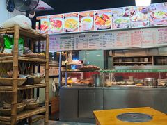 -明姨仔潮汕美食·碳炉猪脚·汕尾牛腩饭·起片鸡煲(起义路店)