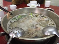 -老石黑山羊毛驴肉火锅(金凯广场店)