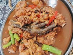 -八两八金·莱芜特色炒鸡(市南漳浦路店)