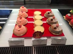 -Salon de The de Joel Robuchon(外滩18号店)