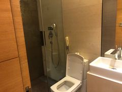 -青岛五四广场海景美仑国际公寓酒店