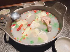 -三出山火锅(南京万象天地店)
