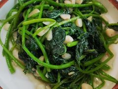 -张大师鸭爪爪特色干锅(南湖店)