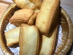 小油条配酸辣汤-味莊·青岛菜(云霄路店)