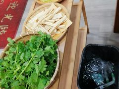 -牧人巷子·大锅羊汤·暴走牛骨(大成路店)