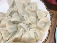 -东来菜馆•手抓海鲜家常菜•海鲜锅贴(鸽子窝店)