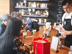 -星巴克(北京佳程广场店)