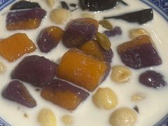-广信牛奶甜品世家(台东店)