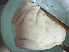 -白玉兰食品甜凤店(合生汇店)