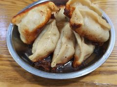 -黄阿姨锅贴大王(万航渡路店)