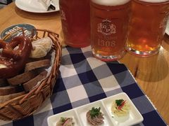 -皇冠自酿啤酒坊(中国红街5号楼店)