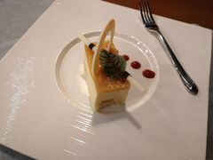 -V Bar海景扒房(北海湾惠龙万达嘉华酒店)