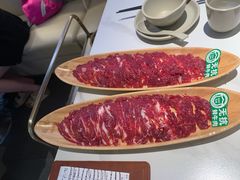 -左庭右院鲜牛肉火锅(金山万达店)