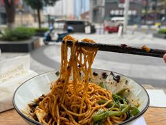 -秦云老太婆摊摊面(长嘉汇两江峯店)