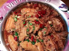 鸡翅煲-胖哥俩肉蟹煲(万国店)