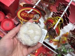 -名创优品(北京新中关购物中心地铁层店)