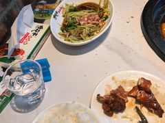 -咱屯子铁锅炖直营店(南湖大路店)