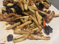 -江宴渔村·鱼鲜土菜(紫荆广场店)