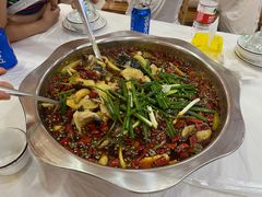 -乡土特色.冷锅鱼.牦牛肉汤锅