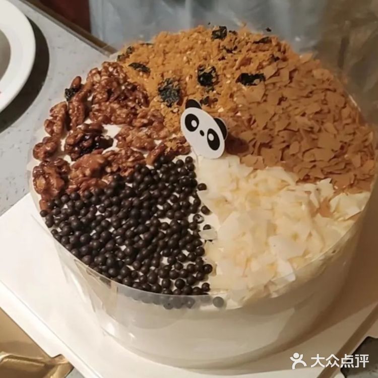 熊猫叮咚·生日蛋糕
