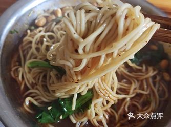 摄影风格  原相机   套餐特色  手工汤面