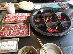 -疯狂的筷子老灶九宫格火锅
