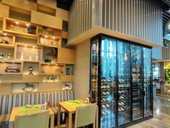 -两咖啡自助餐厅(静安香格里拉酒店)