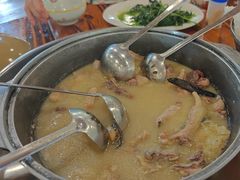 -侠成水上农庄(工业大道店)