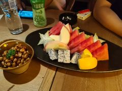 -FOUR PLAY BAR
