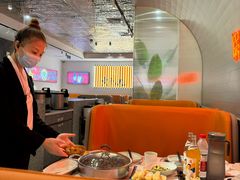 -黄记煌三汁焖锅(新佳丽江汉路店)