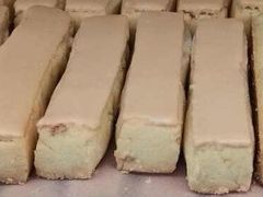 -爱德顺糕点食屋(利民道店)