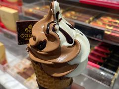 香草味巧克力冰淇淋-GODIVA(美罗城店)