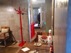 -HIGH FIVE哈福手工汉堡(桂林路店)