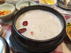 -益百岁牛尾汤(香山路店)